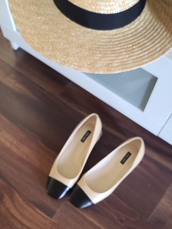 Nine West Shoes - Nine West Beige and Black Cap-Toe Ballet Flats